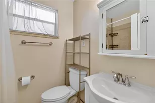 706 Mission Dr, Wildwood, FL 34785 - Photo 35
