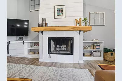 7817 Laurel View Drive, Mount Dora, FL 32757 - Photo 7