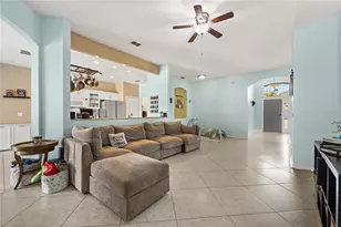 333 Higher Combe Dr, Davenport, FL 33897 - Photo 13