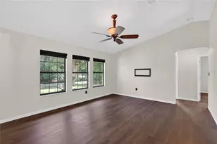 25302 Gleneagles St, Sorrento, FL 32776 - Photo 7