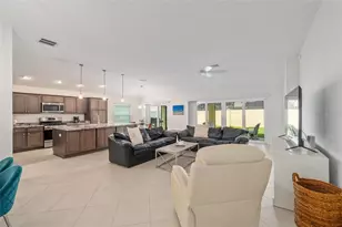 4537 Brooke Ln, The Villages, FL 32163 - Photo 7