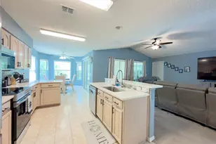32676 Oak Park Dr, Leesburg, FL 34748 - Photo 13