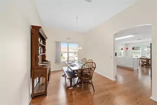 17602 SE 82nd Woodlawn Ave, The Villages, FL 32162 - Photo 9