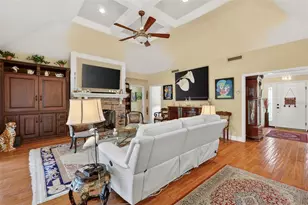 33746 Spring Dr, Leesburg, FL 34788 - Photo 17