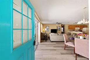 8221 SE 169th Palownia Loop, The Villages, FL 32162 - Photo 7