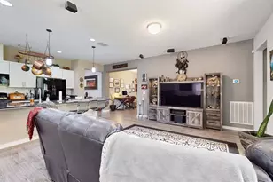 626 Conservation Blvd, Groveland, FL 34736 - Photo 5