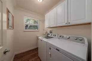 854 Fenwick Loop, The Villages, FL 32163 - Photo 31