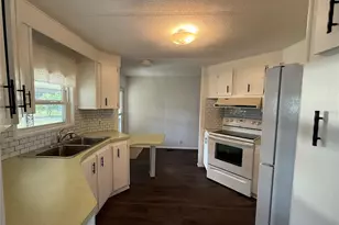 27 S Bobwhite Rd, Wildwood, FL 34785 - Photo 9