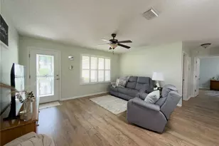 16899 SE 96th Chapelwood Cir, The Villages, FL 32162 - Photo 7