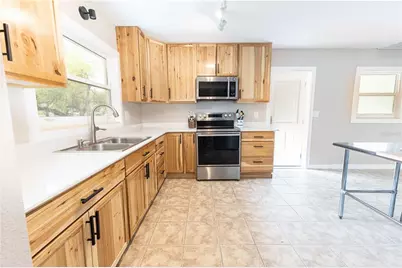 5175 Azalea Circle, Dade City, FL 33523 - Photo 3