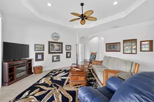 10180 Lake Miona Way, Oxford, FL 34484 - Photo 17