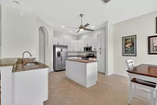 10180 Lake Miona Way, Oxford, FL 34484 - Photo 11