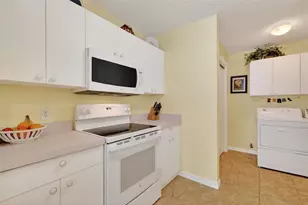17395 SE 82nd Pecan Terrace, The Villages, FL 32162 - Photo 17