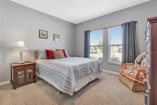 1115 Calico Pointe Cir, Groveland, FL 34736 - Photo 21