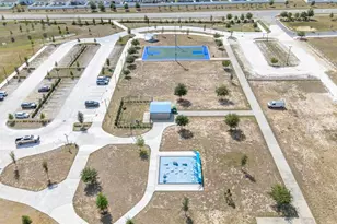 1115 Calico Pointe Cir, Groveland, FL 34736 - Photo 41