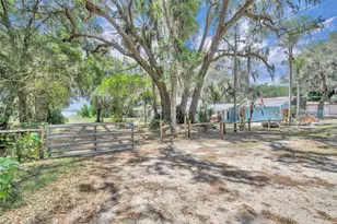13450 SE 105th Terrace, Ocklawaha, FL 32179 - Photo 3