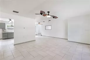 210 Donna St, Tavares, FL 32778 - Photo 5
