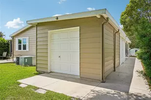 1620 W Schwartz Blvd, The Villages, FL 32159 - Photo 35