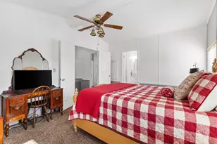 732 Royal Palm Ave, Lady Lake, FL 32159 - Photo 17