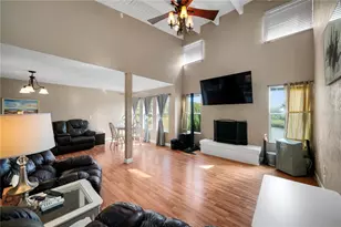 17203 Sandalwood Dr, Wildwood, FL 34785 - Photo 23