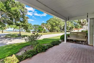 911 Beverly Harbors Dr, Leesburg, FL 34748 - Photo 5
