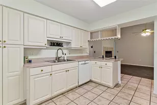 911 Beverly Harbors Dr, Leesburg, FL 34748 - Photo 21
