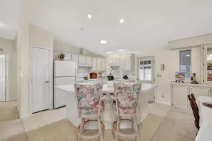 706 Tangerine Dr, Lady Lake, FL 32159 - Photo 13