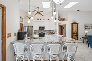 33939 Valencia Dr, Leesburg, FL 34788 - Photo 9