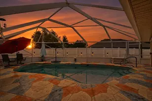 33939 Valencia Dr, Leesburg, FL 34788 - Photo 3