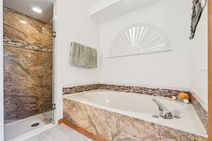 33939 Valencia Dr, Leesburg, FL 34788 - Photo 25