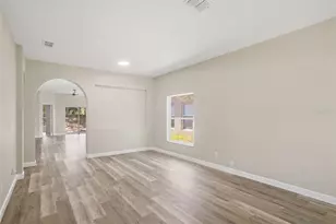 1212 Longville Cir, Tavares, FL 32778 - Photo 11