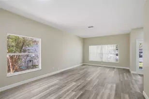 1212 Longville Cir, Tavares, FL 32778 - Photo 7