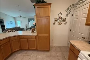 1071 Blythe Way, The Villages, FL 32162 - Photo 9