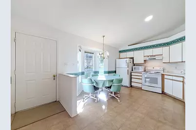 25014 Pine Hill, Leesburg, FL 34748 - Photo 5