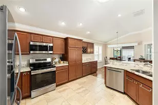 475 Island House Path, The Villages, FL 32163 - Photo 17