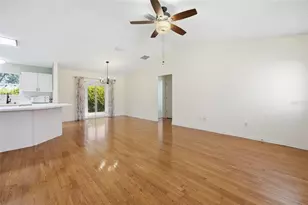 17705 SE 93rd Hawthorne Ave, The Villages, FL 32162 - Photo 7