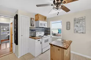 422 W 11th Ave, Mount Dora, FL 32757 - Photo 21