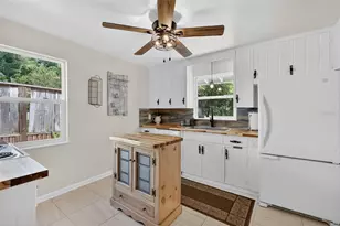422 W 11th Ave, Mount Dora, FL 32757 - Photo 19
