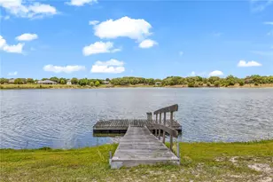 36751 Barrington Dr, Eustis, FL 32736 - Photo 9