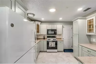 17654 SE 93rd Butler Court, The Villages, FL 32162 - Photo 11