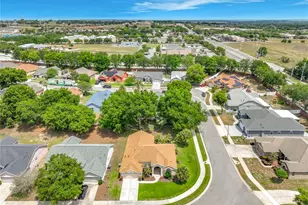 2505 Holly Berry Cir, Clermont, FL 34711 - Photo 5