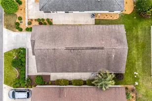 1806 Queensbury Terrace, The Villages, FL 32162 - Photo 27