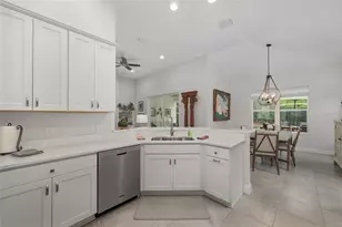 4843 Audrey Marie Ct, Oxford, FL 34484 - Photo 13
