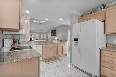 16689 SE 78th Live Oak Avenue, The Villages, FL 32162 - Photo 17