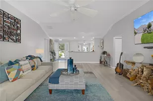 16689 SE 78th Live Oak Ave, The Villages, FL 32162 - Photo 9