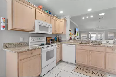 16689 SE 78th Live Oak Avenue, The Villages, FL 32162 - Photo 13