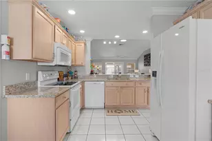 16689 SE 78th Live Oak Ave, The Villages, FL 32162 - Photo 15