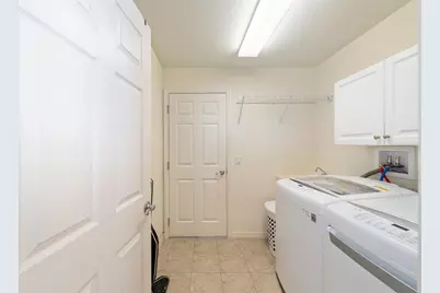 1089 Berg Court, The Villages, FL 32162 - Photo 9