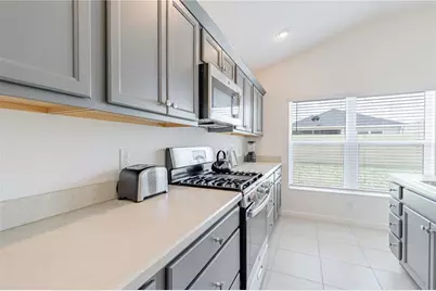 805 Hubbard Loop, The Villages, FL 32163 - Photo 15