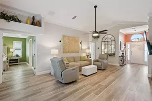 1877 Walden Way, The Villages, FL 32162 - Photo 5